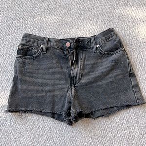 Urban Outfitters BDG Girlfriend High-Rise Jean Shorts
